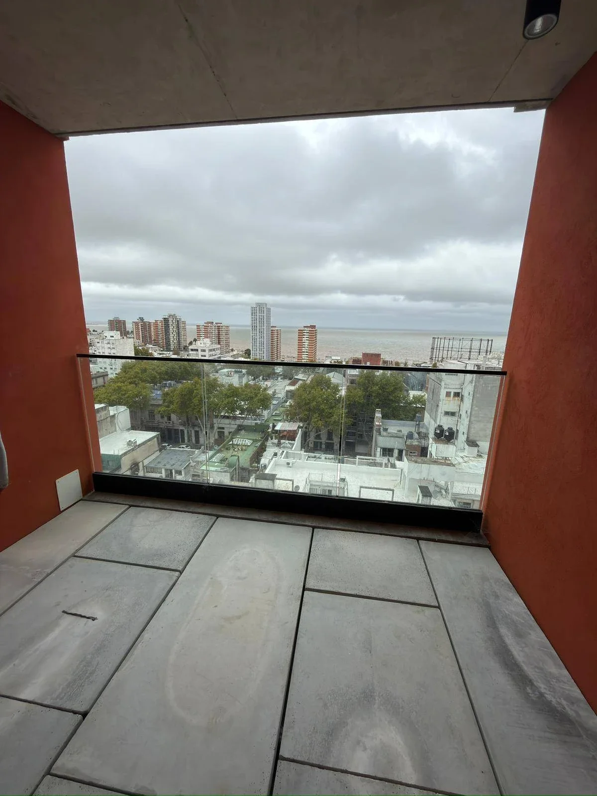 Apartamento en venta en Barrio Sur - Imagen 1