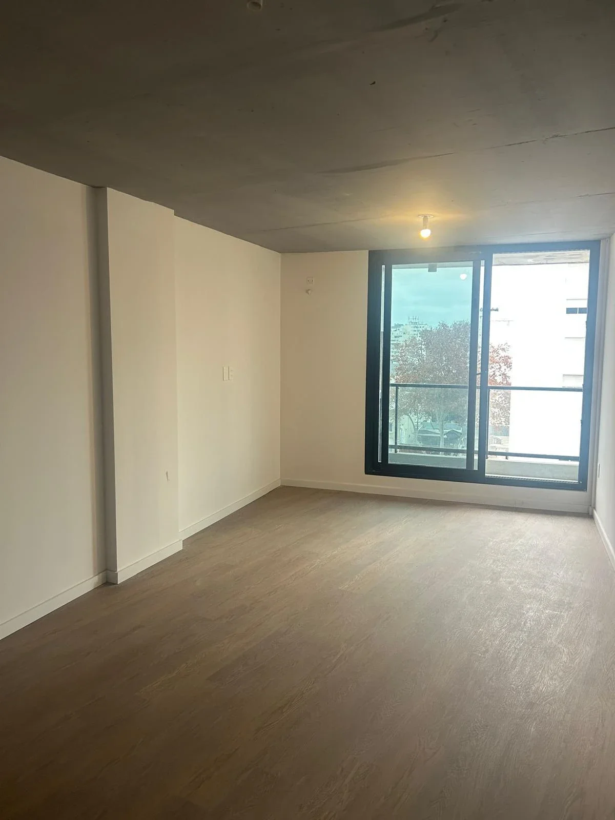 Apartamento en alquiler c/ cochera en Cordón - Imagen 2