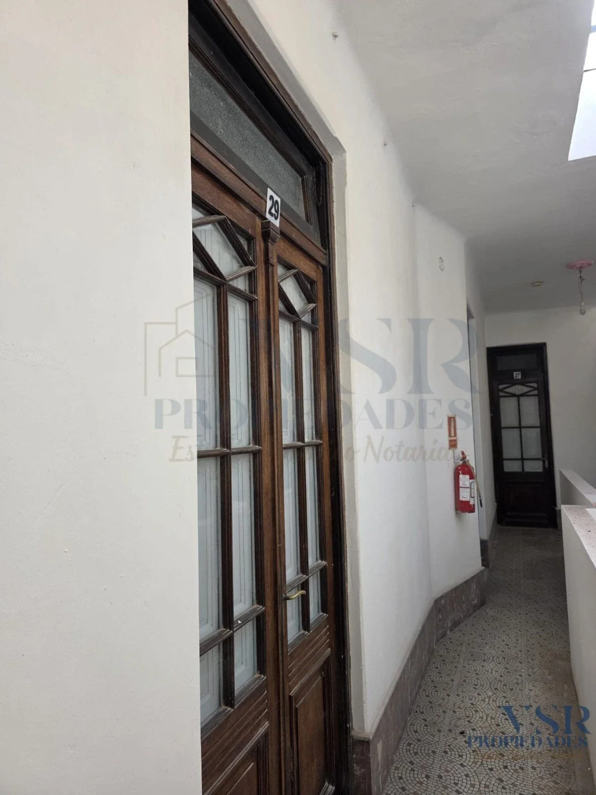 Se vende Ex hotel de 40 habitaciones, 2 terrenos de 500 mc c/u, sobre agraciada - Imagen 4