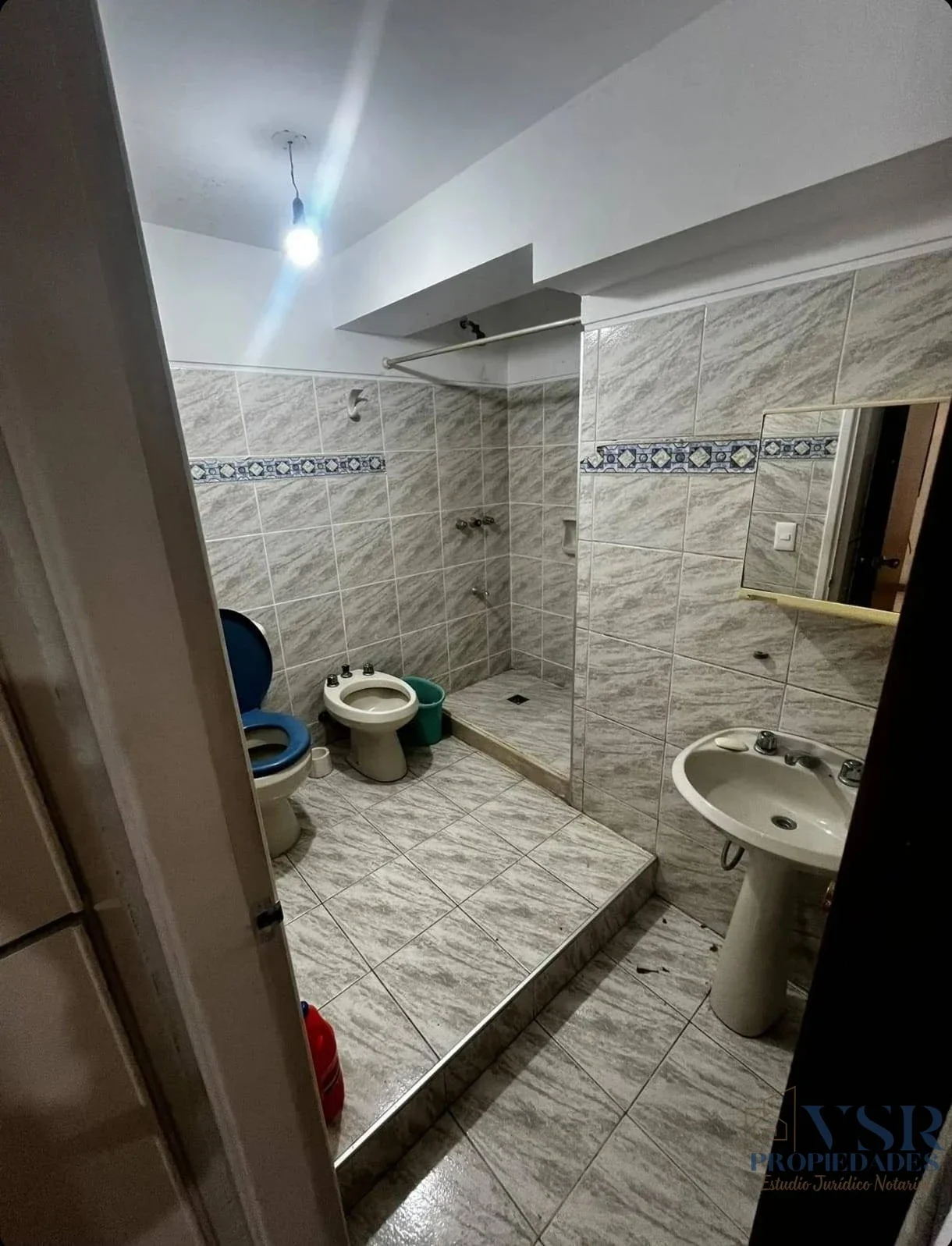 Apartamento alquiler Cordón Sur, 1 dormitorio, AA, azotea exclusiva c/parrillero - Imagen 2