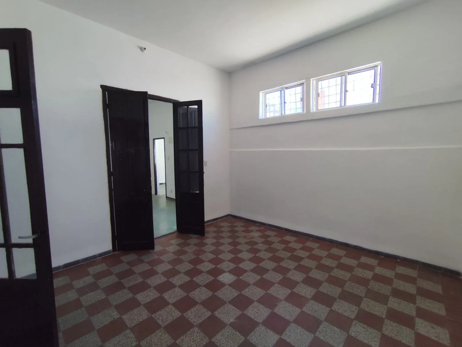 2 casas en venta, padrón único, azotea, parrillero, patio, garaje en Bella Vista - Imagen 2