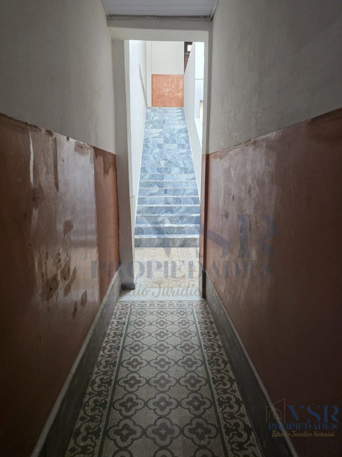 Se vende Ex hotel de 40 habitaciones, 2 terrenos de 500 mc c/u, sobre agraciada - Imagen 2