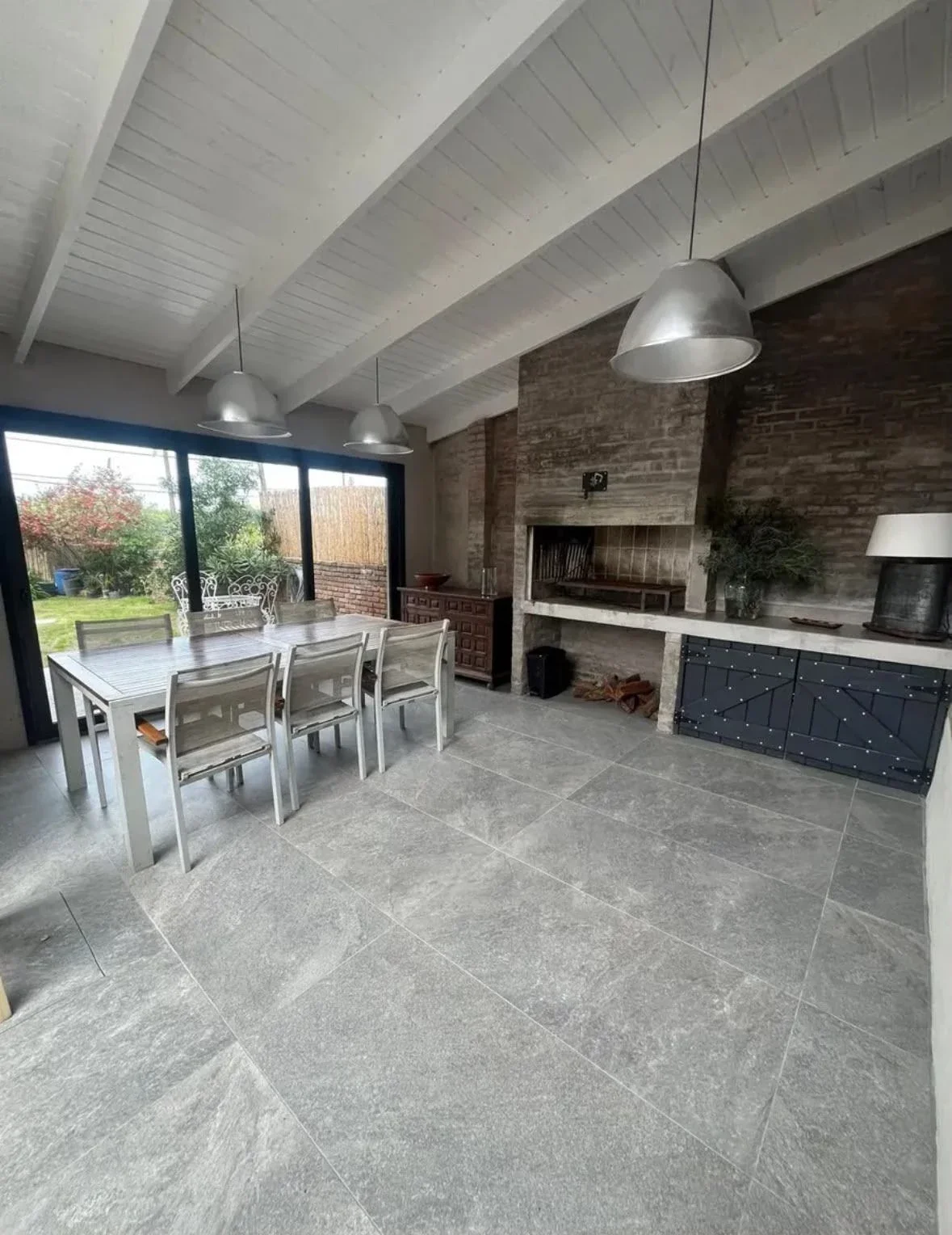 Hermosa Casa en alquiler temporal  c/ cochera, parrillero, jardin en Manantiales - Imagen 4