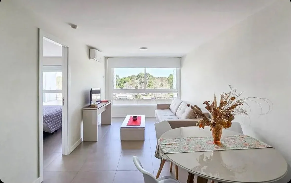 Hermoso Apartamento en alquiler temporal  c/cochera, piscina y amenities premium - Imagen 2