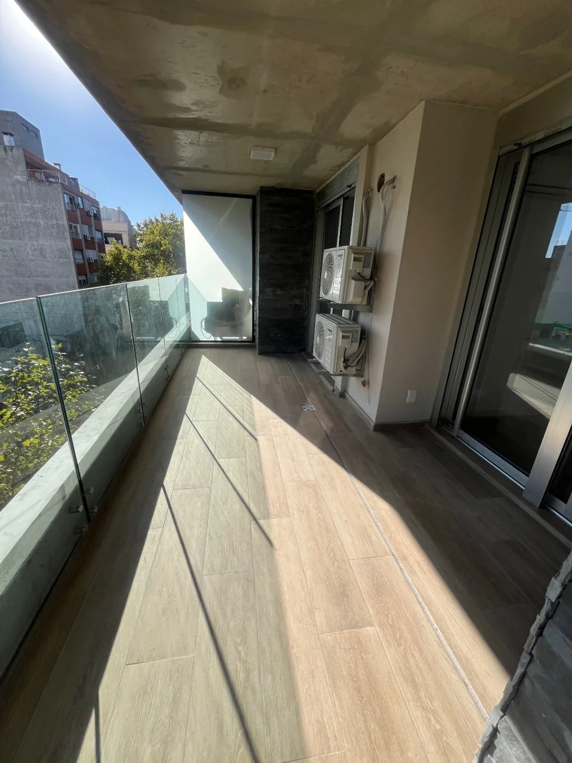 Alquiler 1 dormitorio .  Gran Terraza con Parrillero - Imagen 2