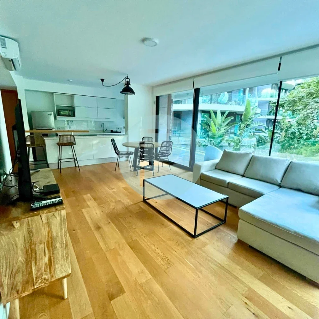 Apartamento en alquiler en Puerto Buceo - Imagen 1
