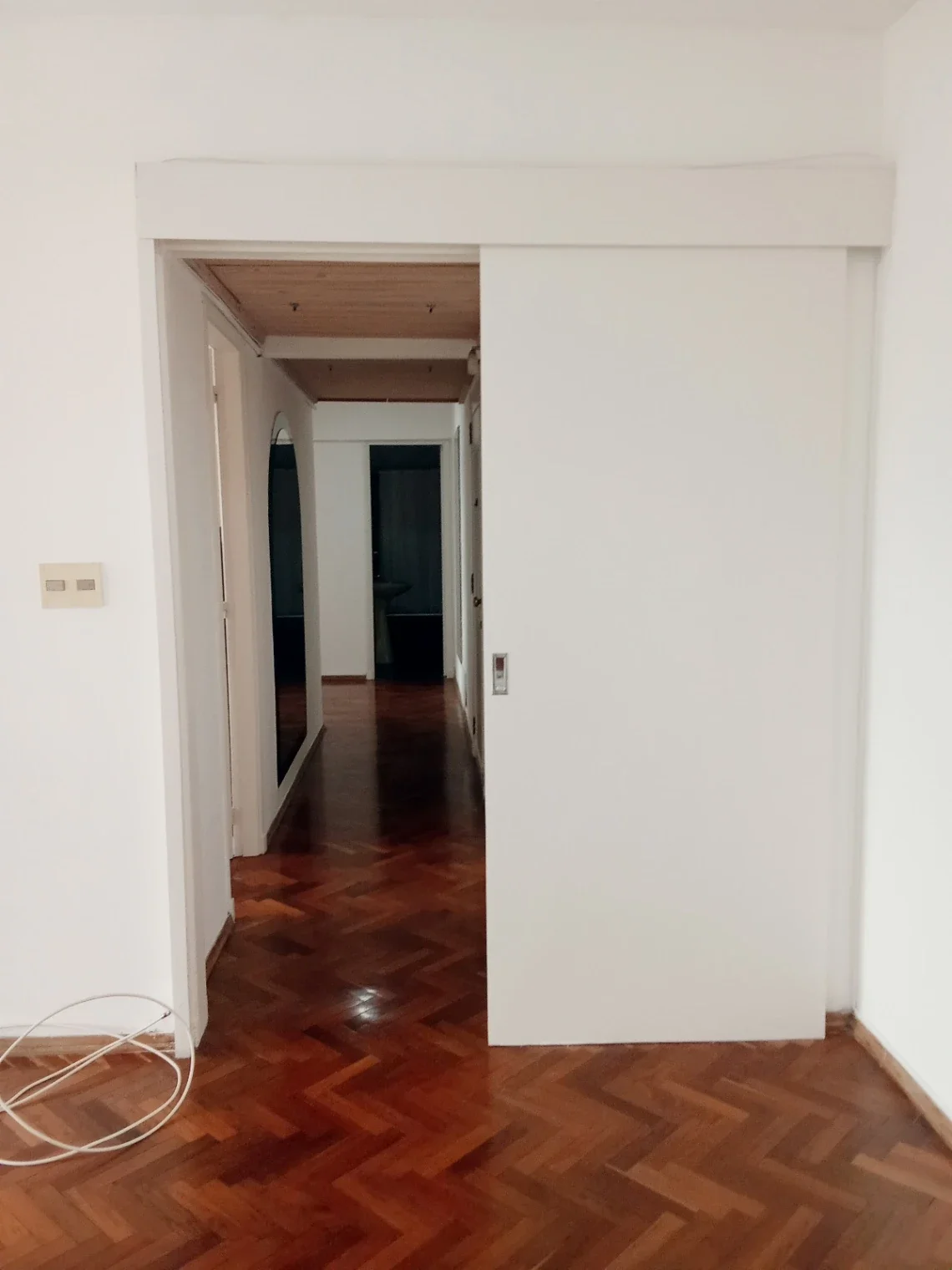 Alquiler Apartamento 2 Dormitorios en Pocitos con Balcón y Garaje incluido. - Imagen 4