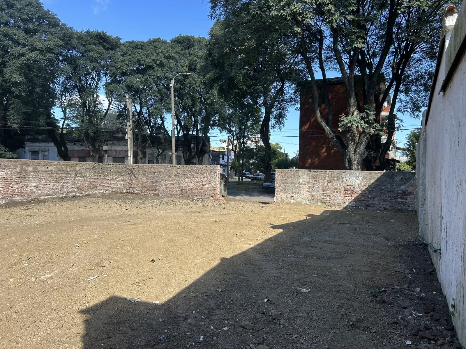 Terreno en alquiler de 300m2 ubicado en Ituzaingó - Imagen 1