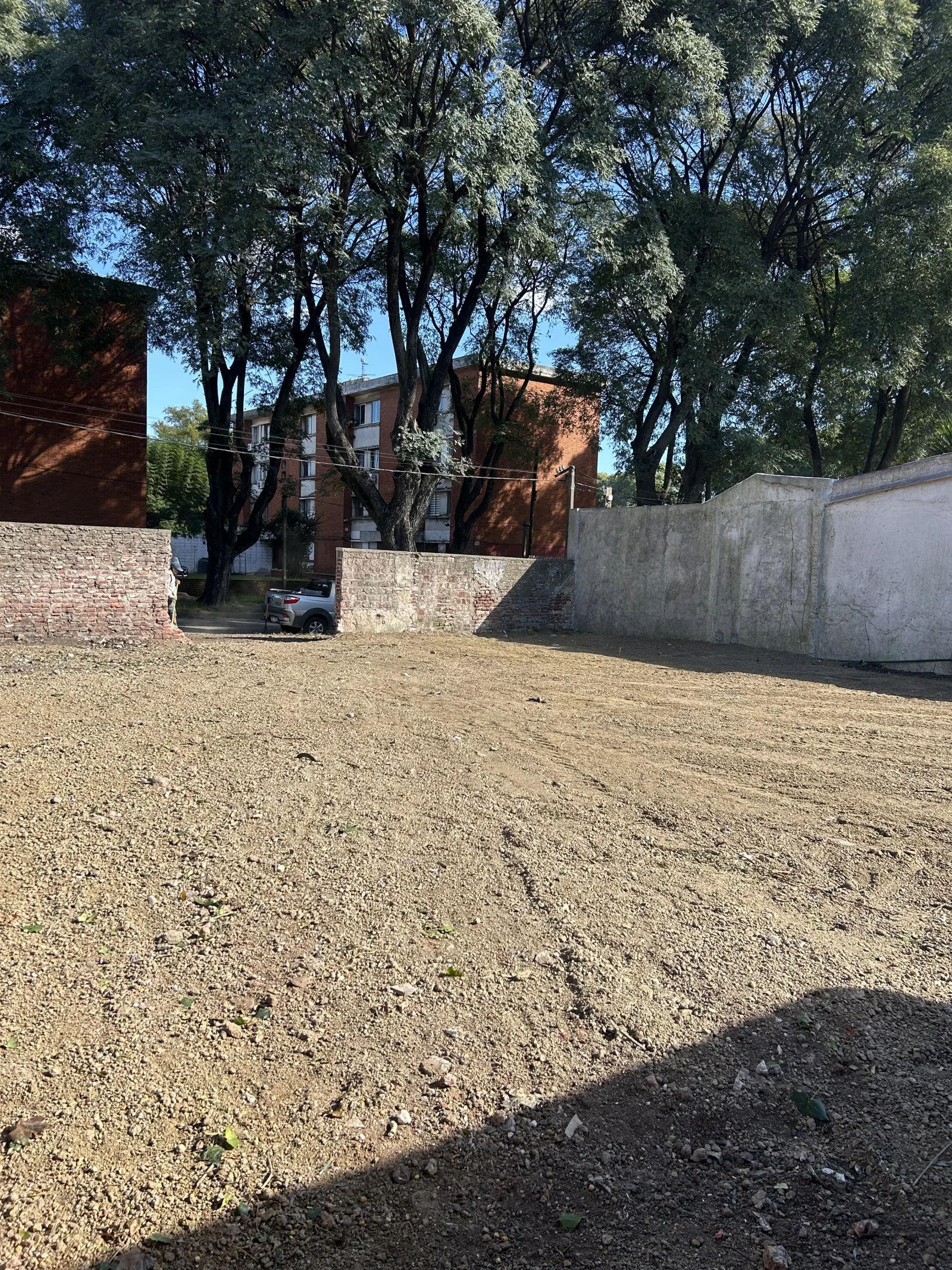 Terreno en alquiler de 300m2 ubicado en Ituzaingó - Imagen 2