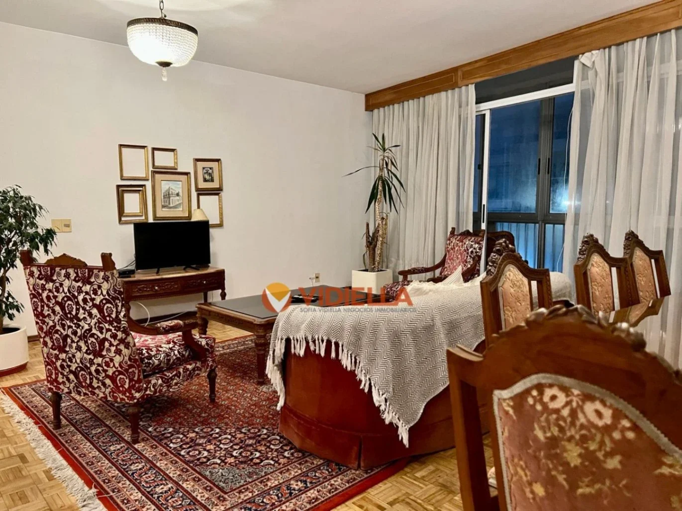 Apartamento en alquiler c/ cochera en Pocitos - Imagen 1