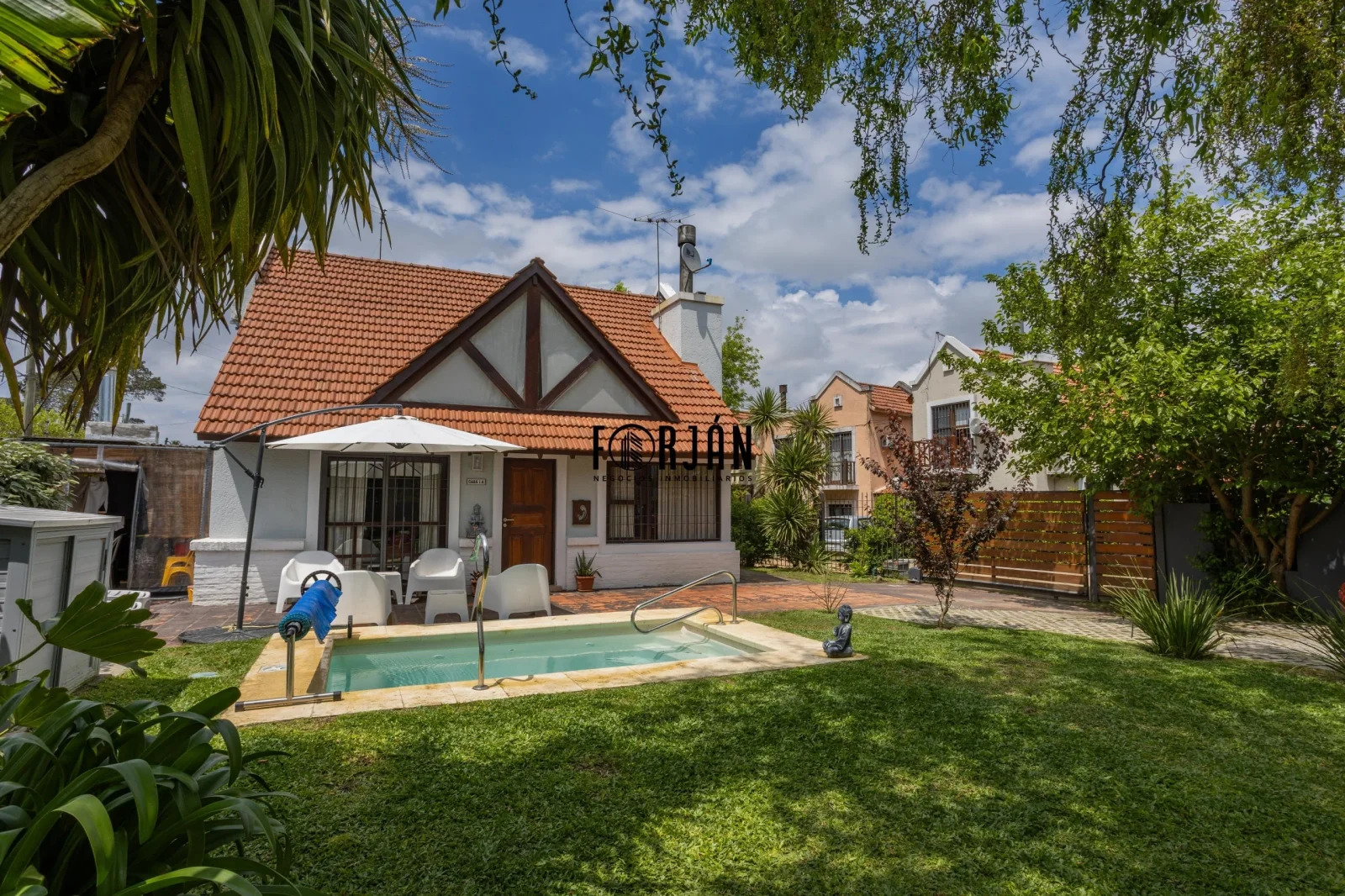 Casa en venta c/ cochera en Ciudad de la costa - Imagen 2
