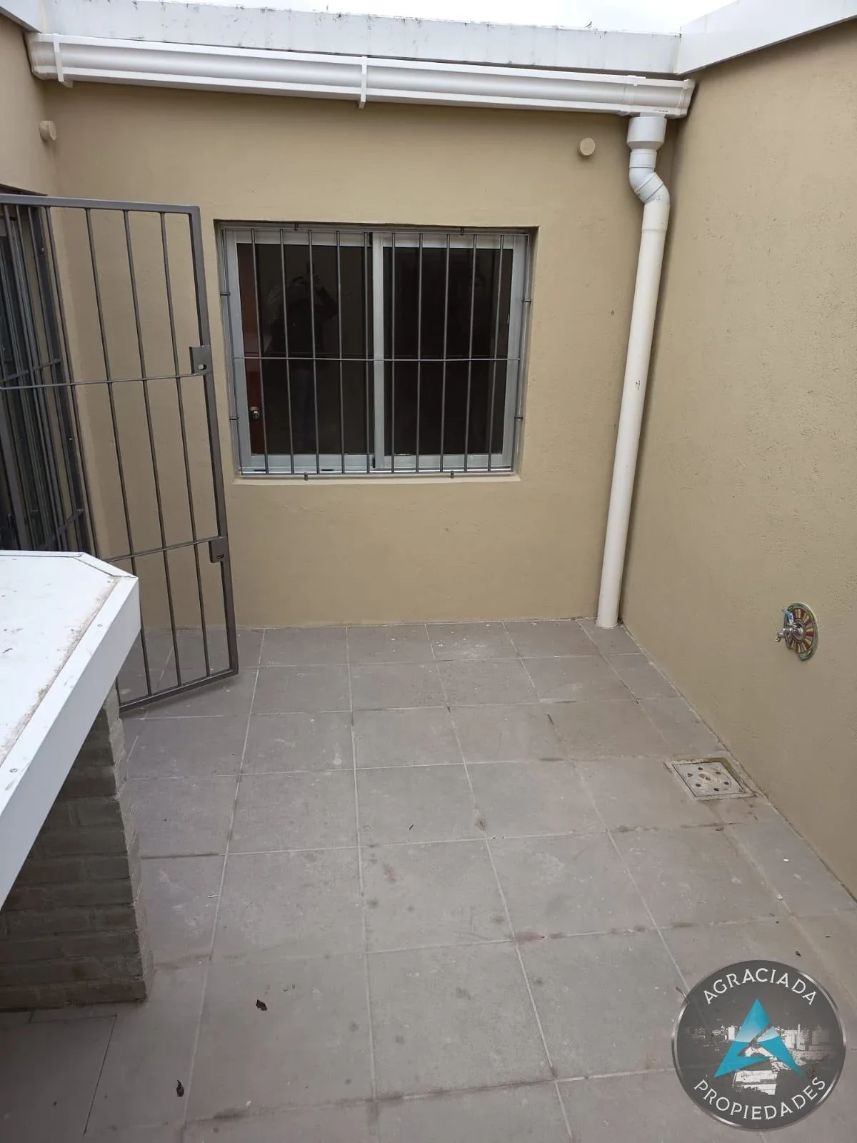 Apartamento en alquiler en La Teja - Imagen 2