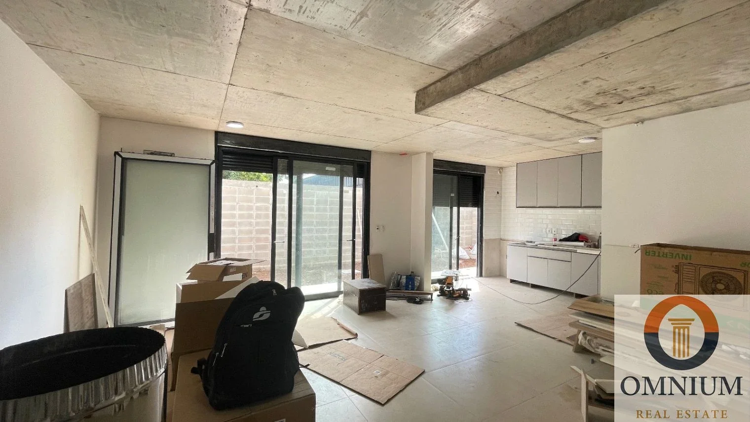 Apartamentos 3 dom, 3 baños, parrillero, patio y cocheras a estrenar en Carrasco - Imagen 4