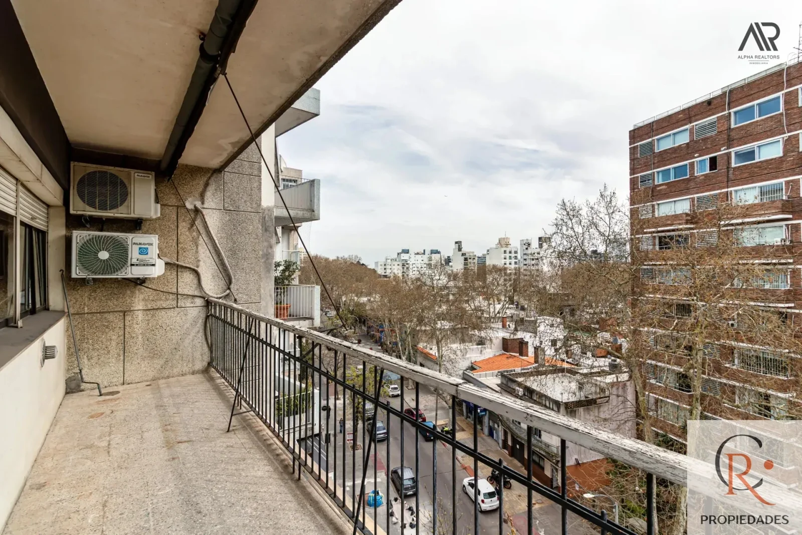 Apartamento en venta c/ cochera en Punta Carretas - Imagen 3