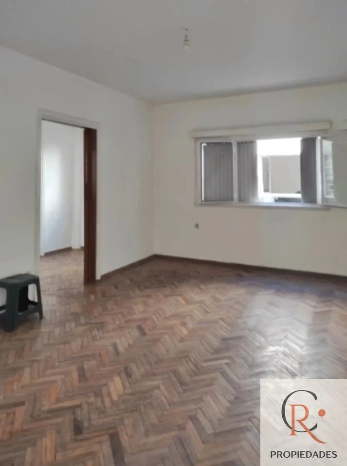 Apartamento en venta 2 dormitorios segundo piso por escalera en Cordón - Imagen 2