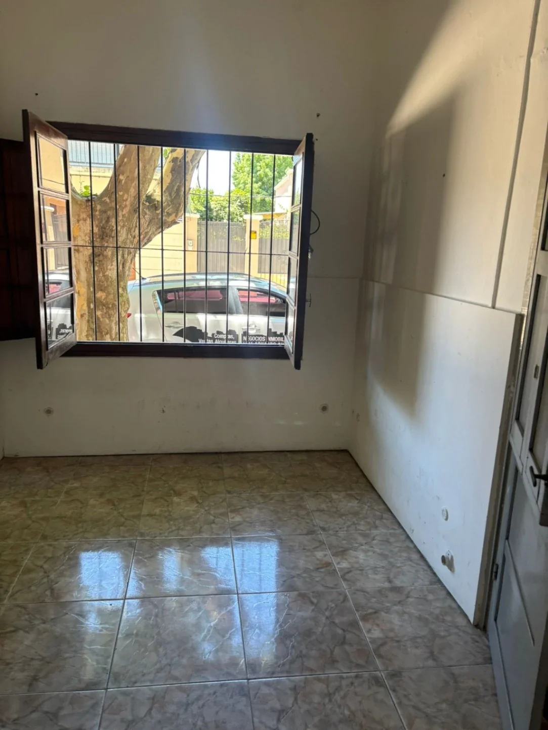 Casa en venta c/ cochera en Durazno - Imagen 4