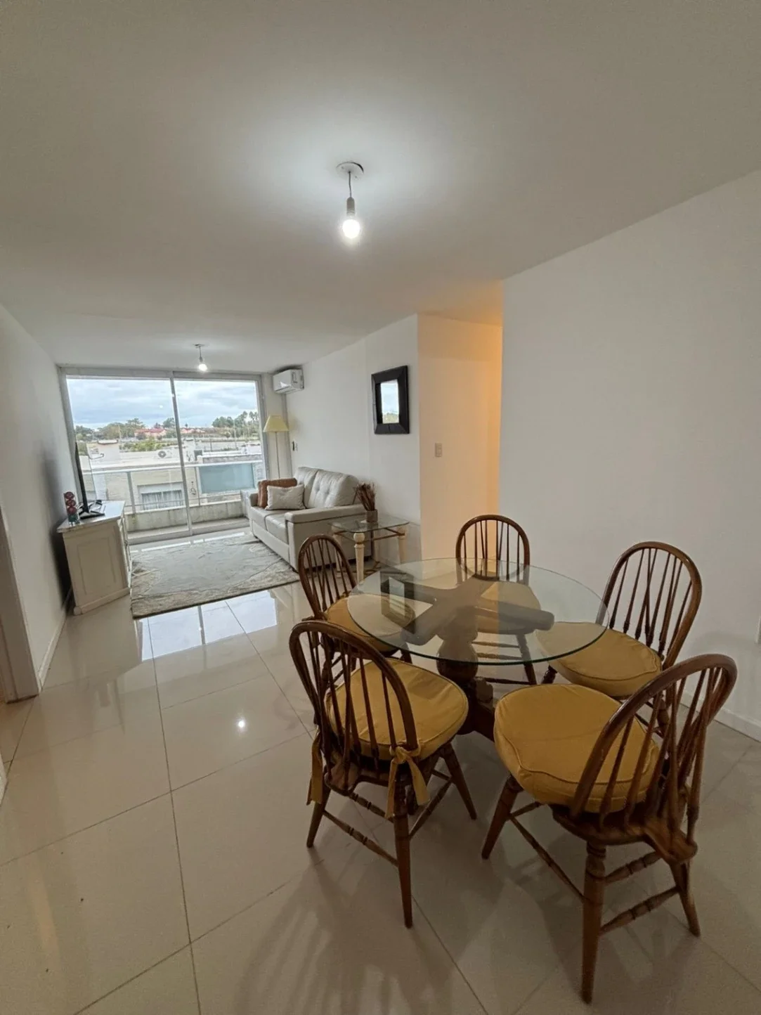 Apartamento en alquiler c/ cochera en Durazno - Imagen 2