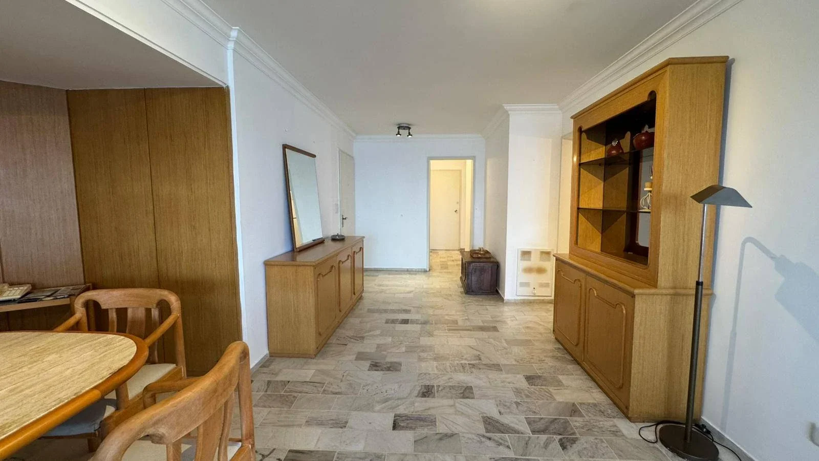 Apartamento en venta c/ cochera en Península - Imagen 2
