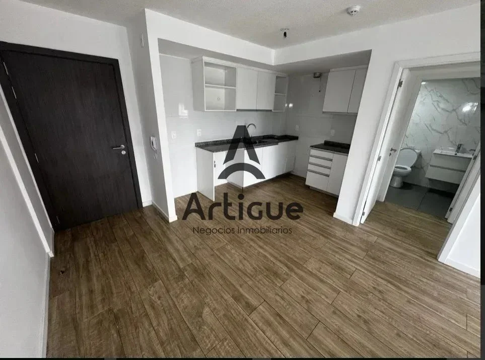 Apartamento en alquiler en La Blanqueada - Imagen 2