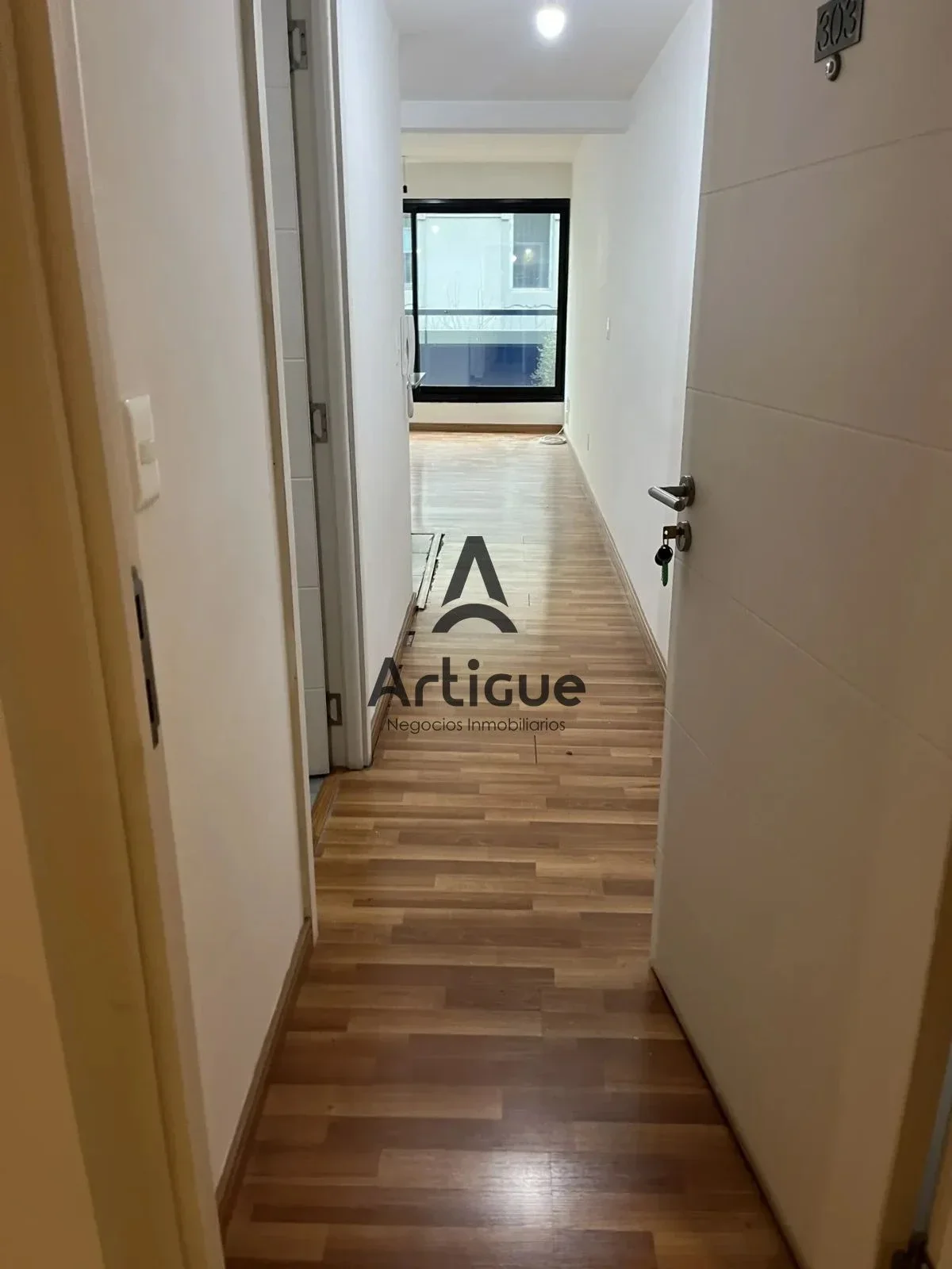 Apartamento en alquiler en Centro - Imagen 2
