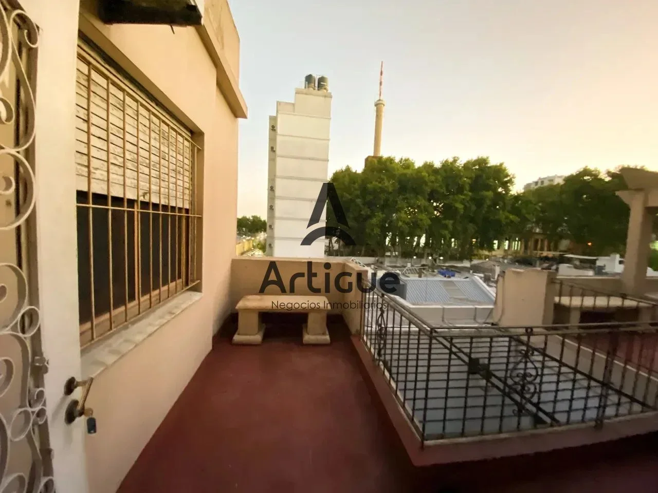 Alquiler monoambiente penthause  en cordon con cochera - Imagen 2