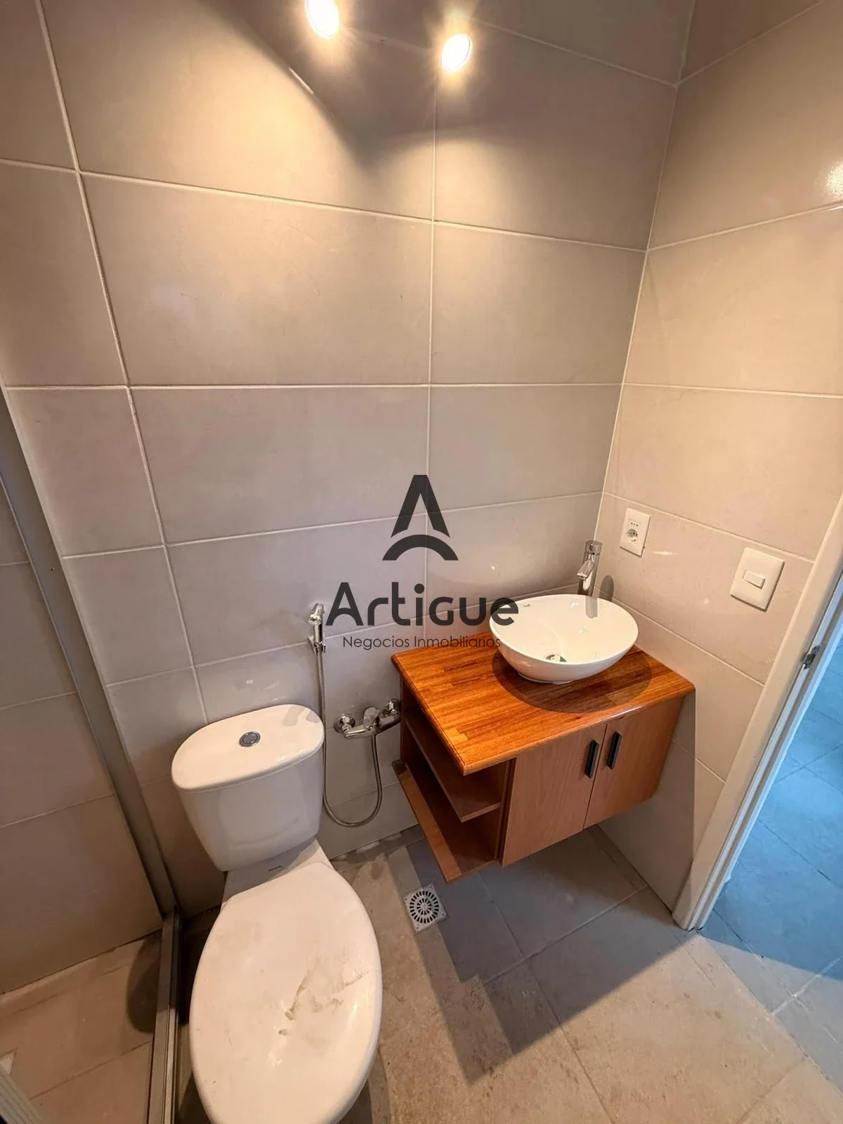 Alquiler Casa Lomas de Solymar 1 dormitorio con cochera a estrenar - Imagen 5