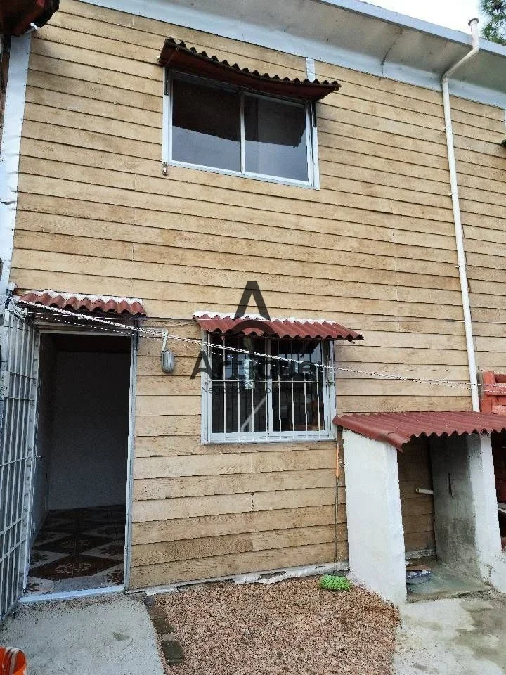 Casa en alquiler c/ cochera en Solymar - Imagen 1
