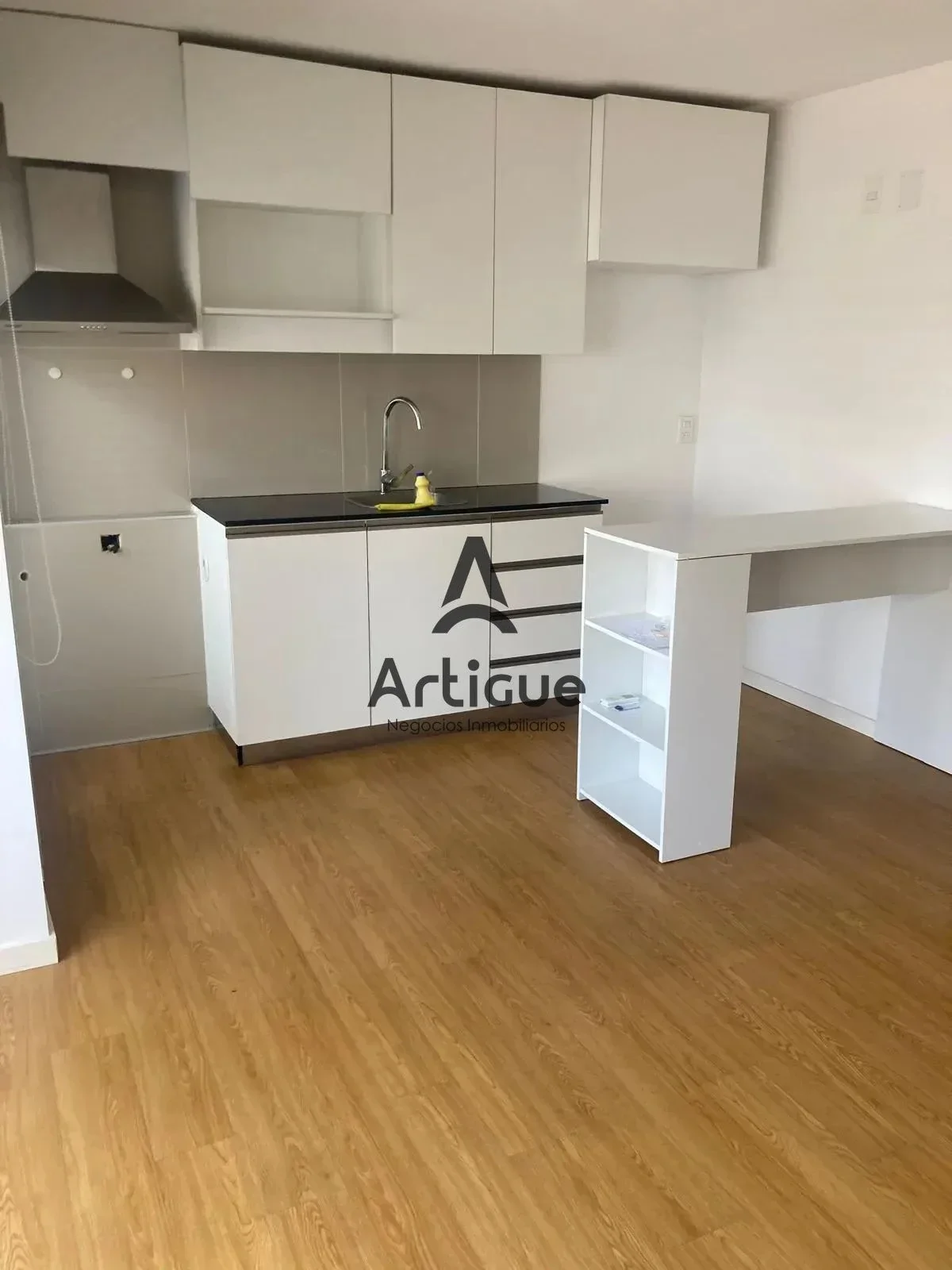 Apartamento en alquiler en Malvin - Imagen 3