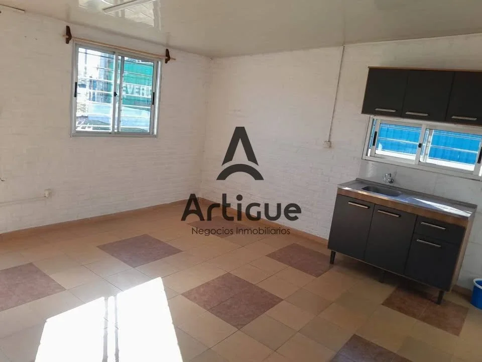 Casa en alquiler c/ cochera en Canelones - Imagen 2