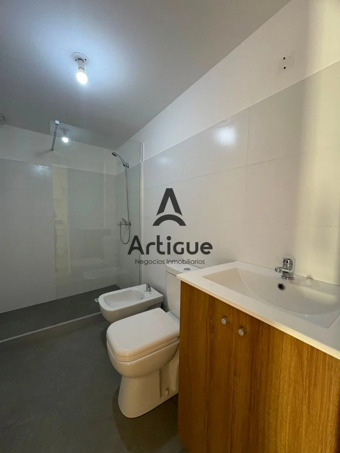 Apartamento en alquiler en Tres Cruces - Imagen 4