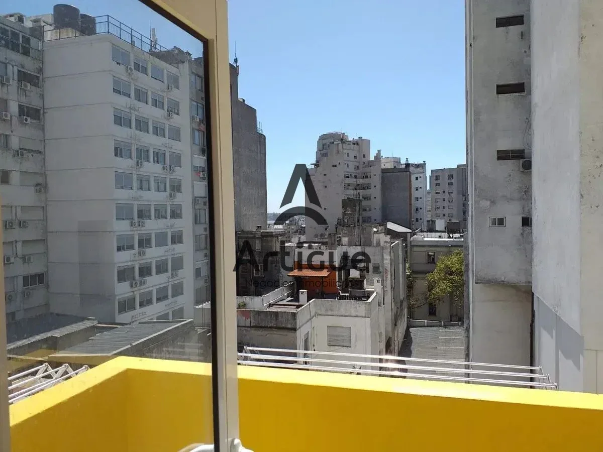 Apartamento en alquiler en Centro - Imagen 2