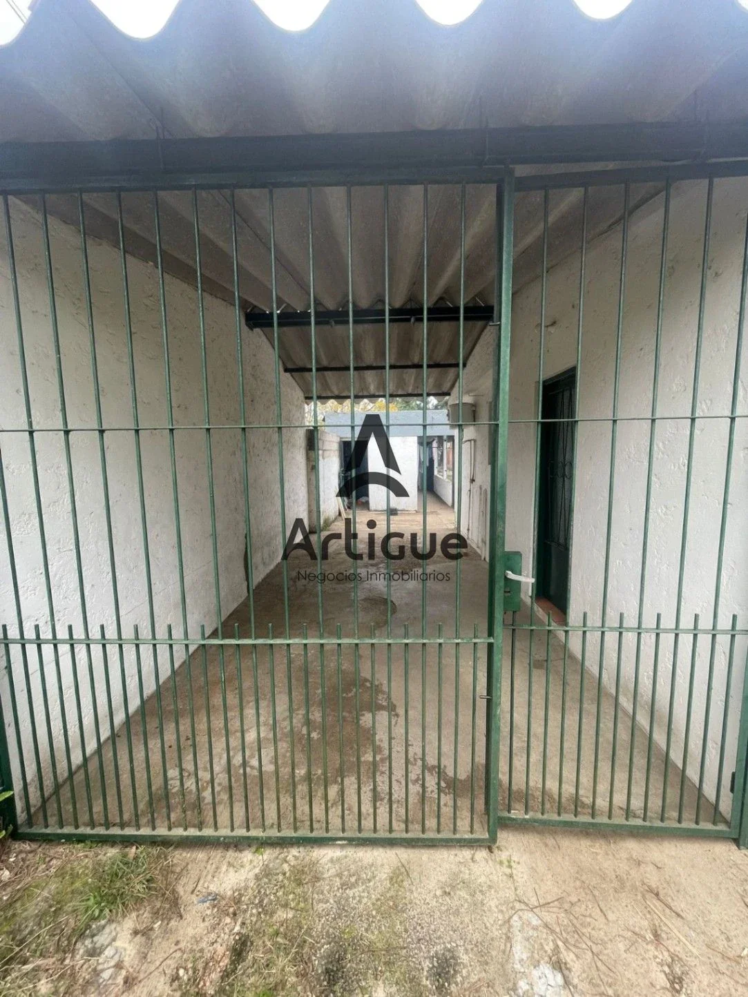 Casa en venta c/ cochera en Pinamar - Imagen 2