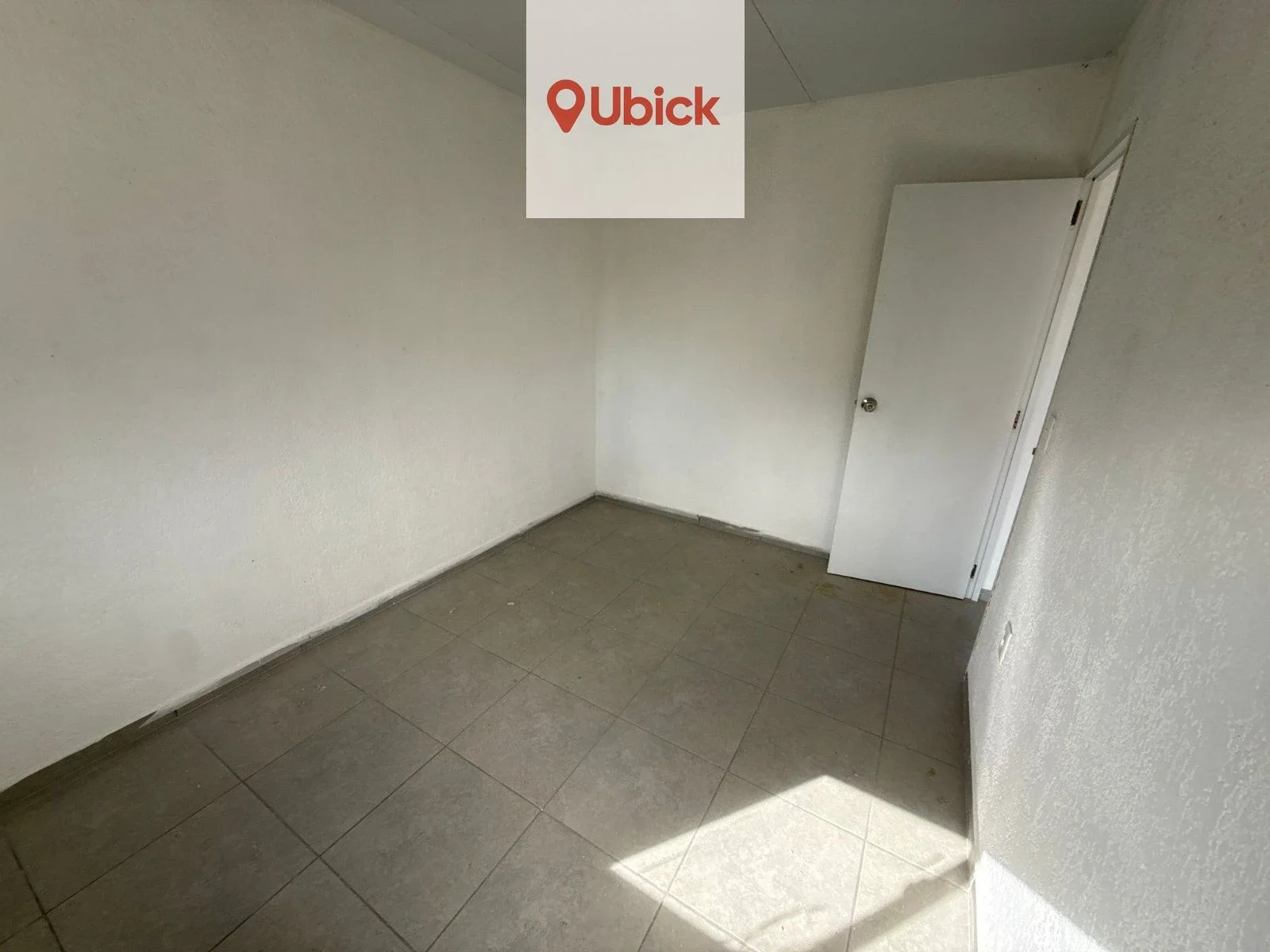 Alquiler Casa Lomas de Solymar 1 dormitorio con cochera a estrenar - Imagen 3