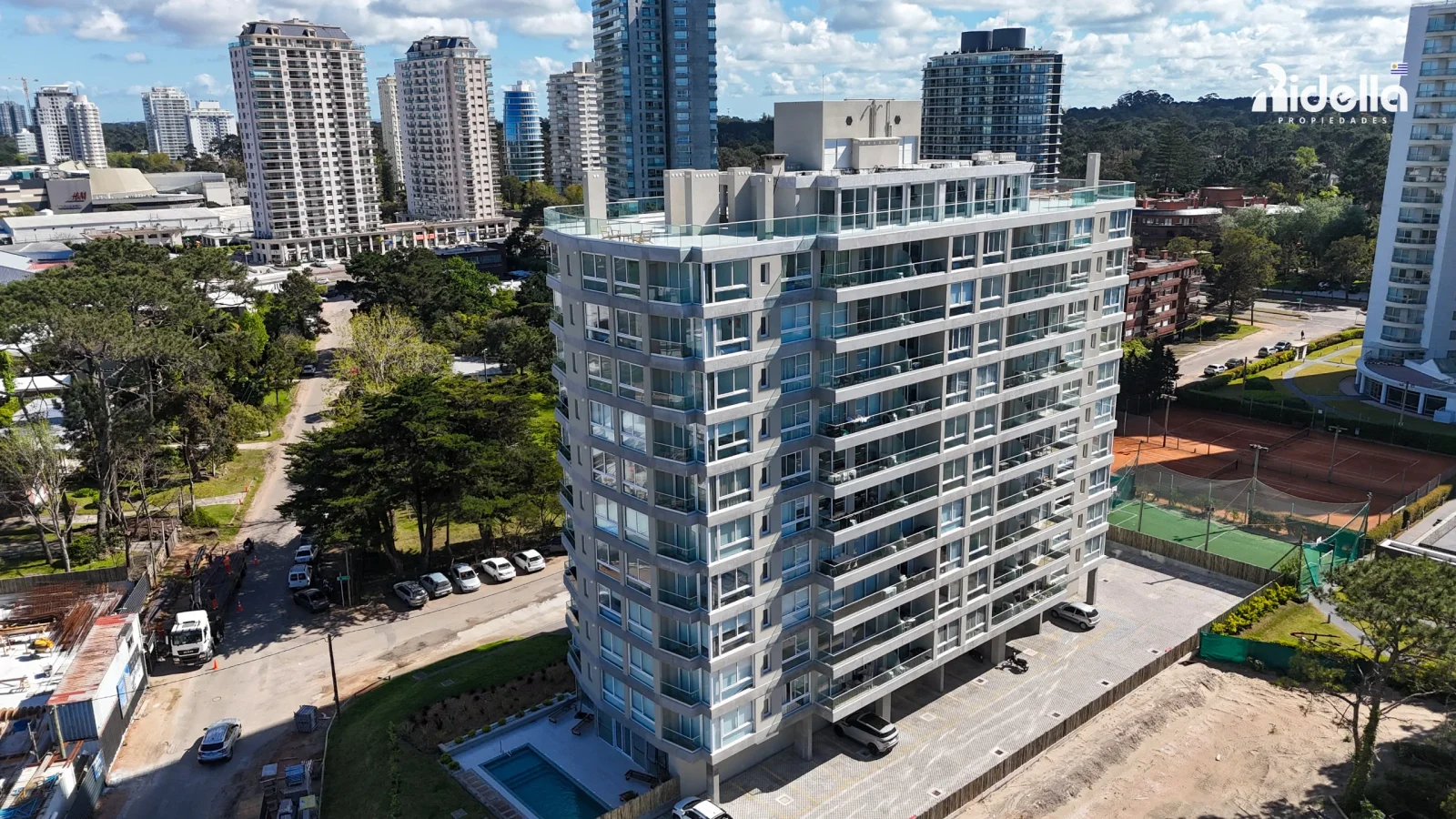 Apartamento en venta 3 dormitorios en Aidy Grill - Imagen 1