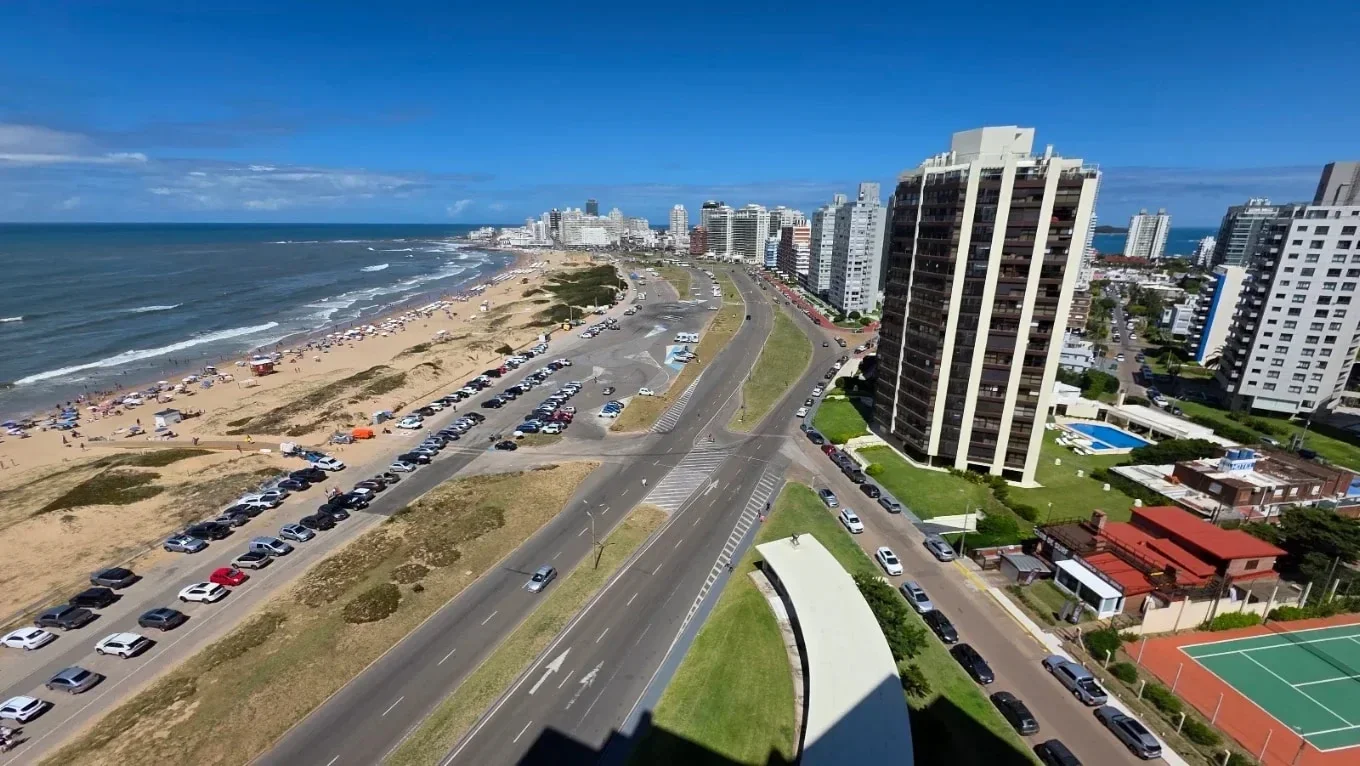 Apartamento en venta c/ cochera en La Pastora - Imagen 1