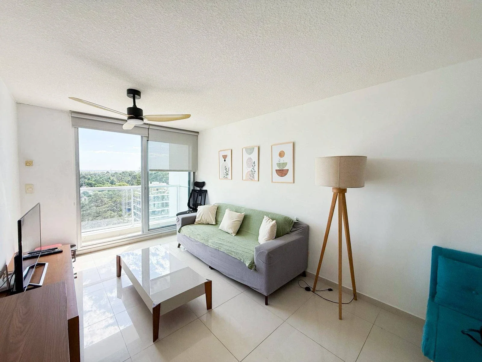 Apartamento en venta c/ cochera en Roosevelt - Imagen 1