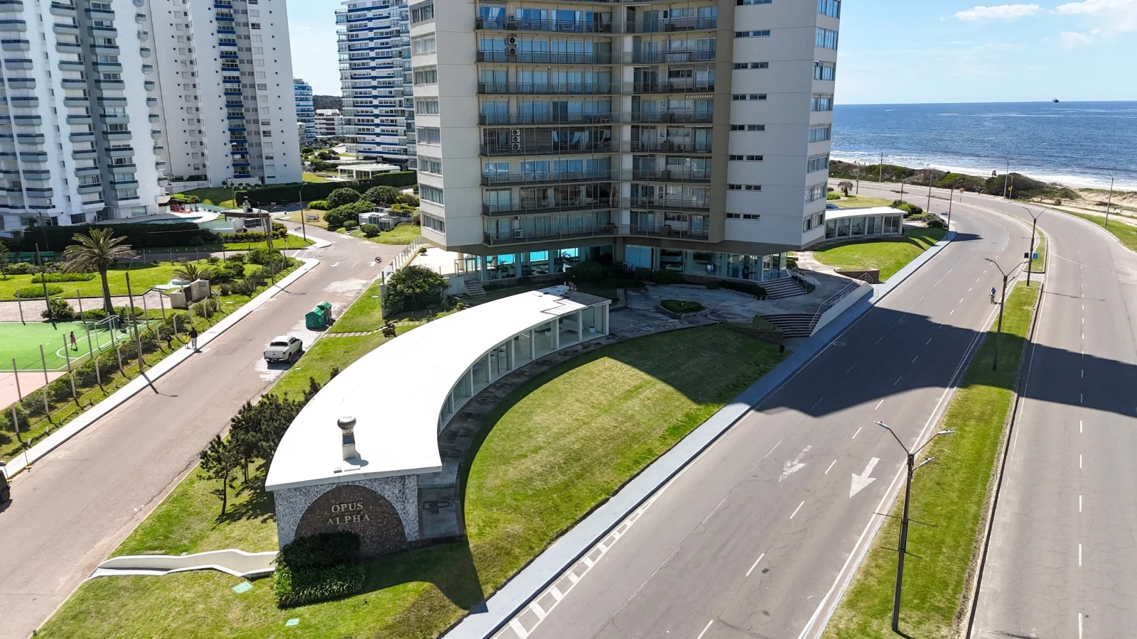 Apartamento en venta c/ cochera en La Pastora - Imagen 4