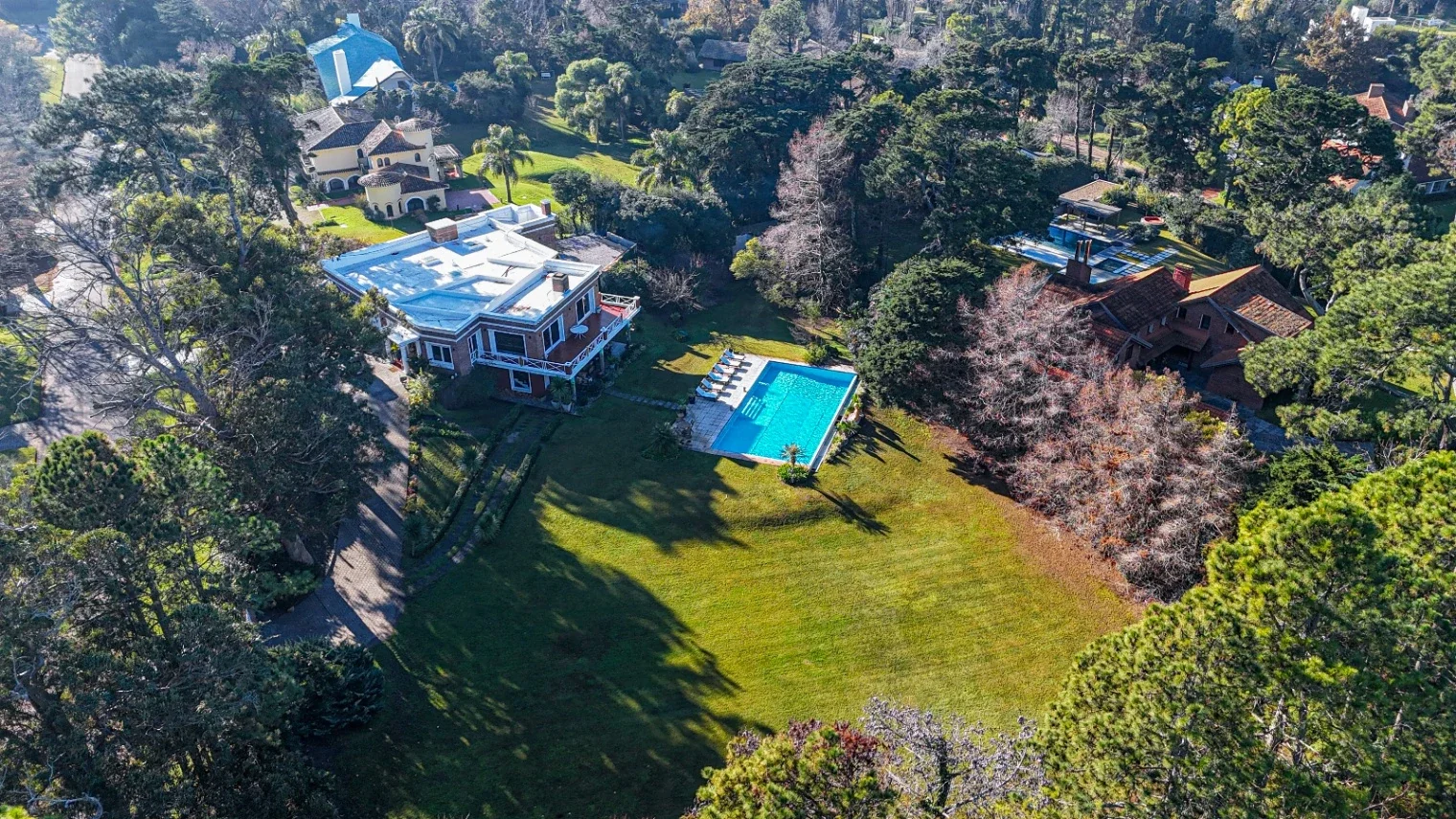 Casa en venta de 7 dormitorios,en El Golf - Imagen 3