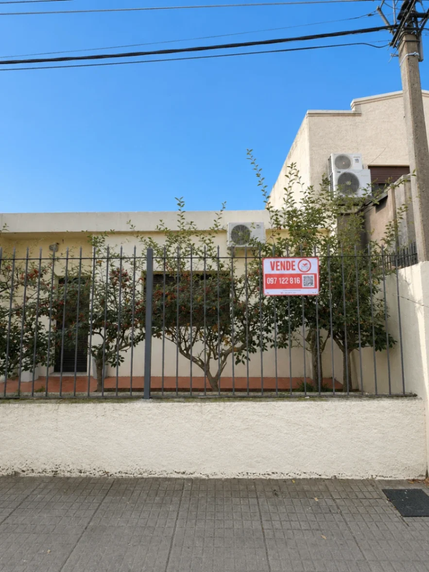 Casa en venta c/ cochera en Durazno - Imagen 2