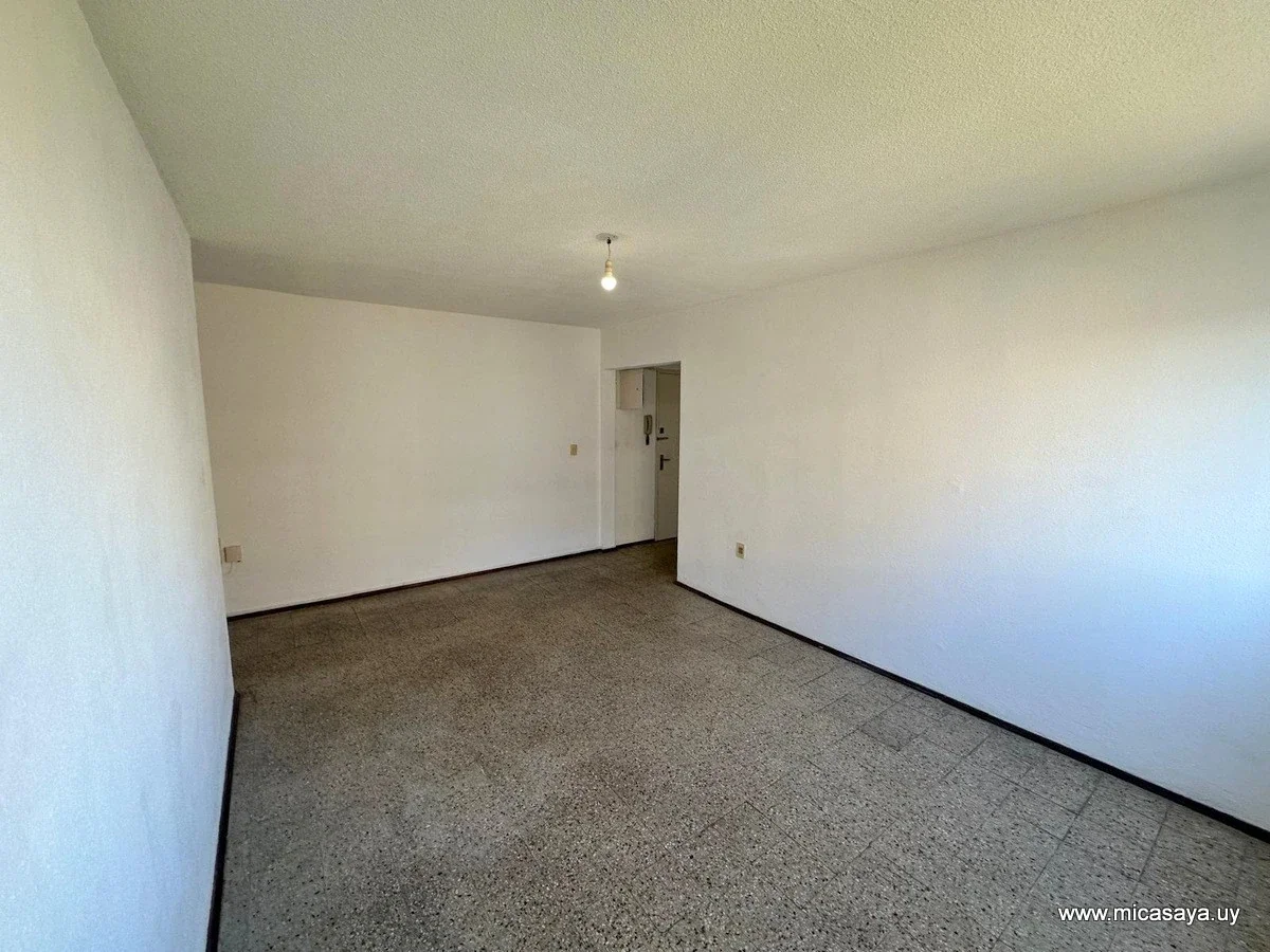Apartamento en alquiler c/ cochera en Malvin Norte - Imagen 4