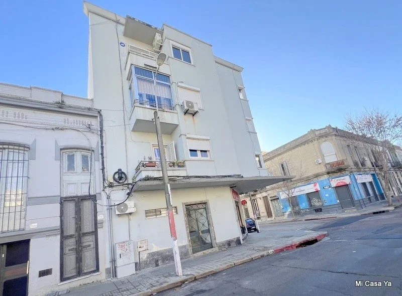 Alquiler apartamento completo nuevo Palermo al frente balcòn 1 dormitorio divino - Imagen 2