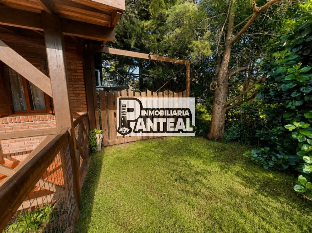 Casa en venta c/ cochera en La Paloma - Imagen 1