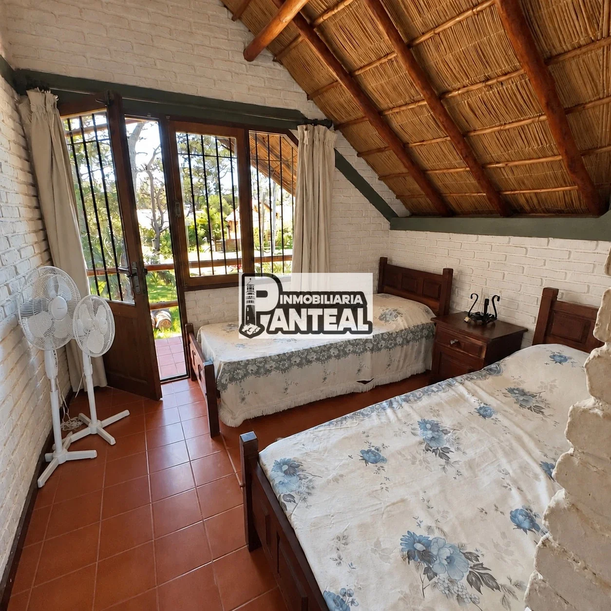 Casa en alquiler temporario en Barrio Contry - Imagen 2