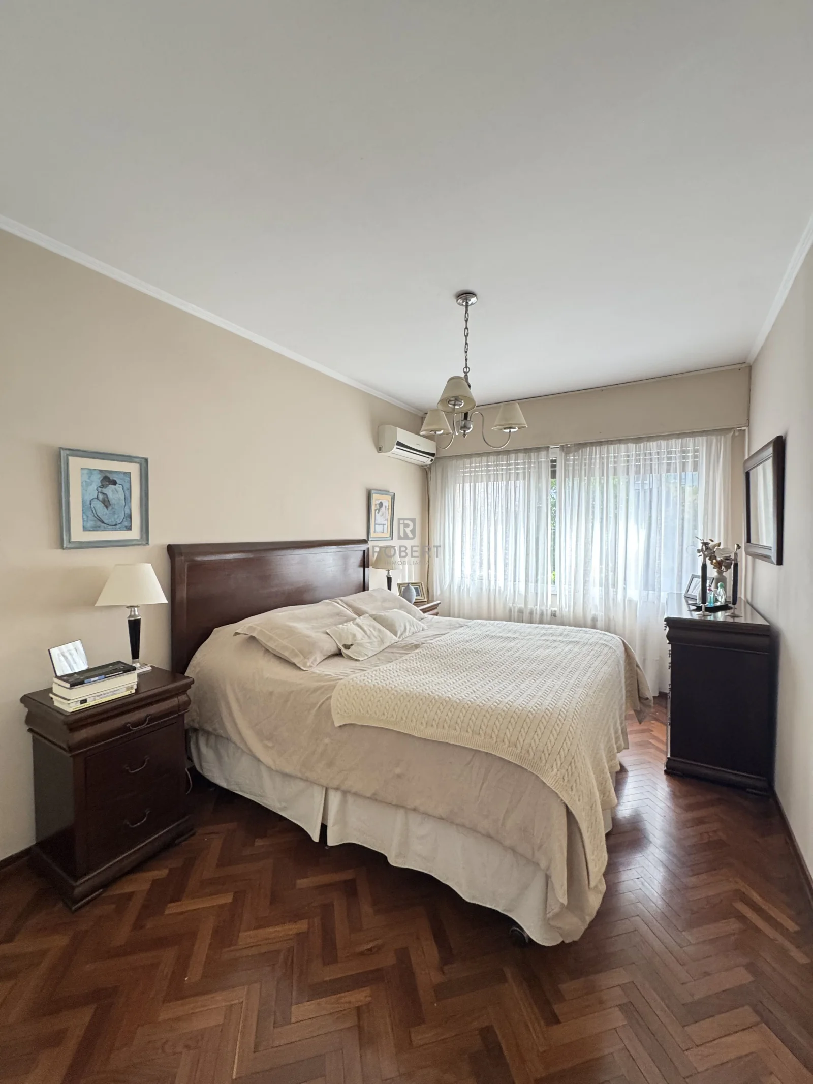 Casa en venta c/ garage en Pocitos Nuevo - Imagen 3