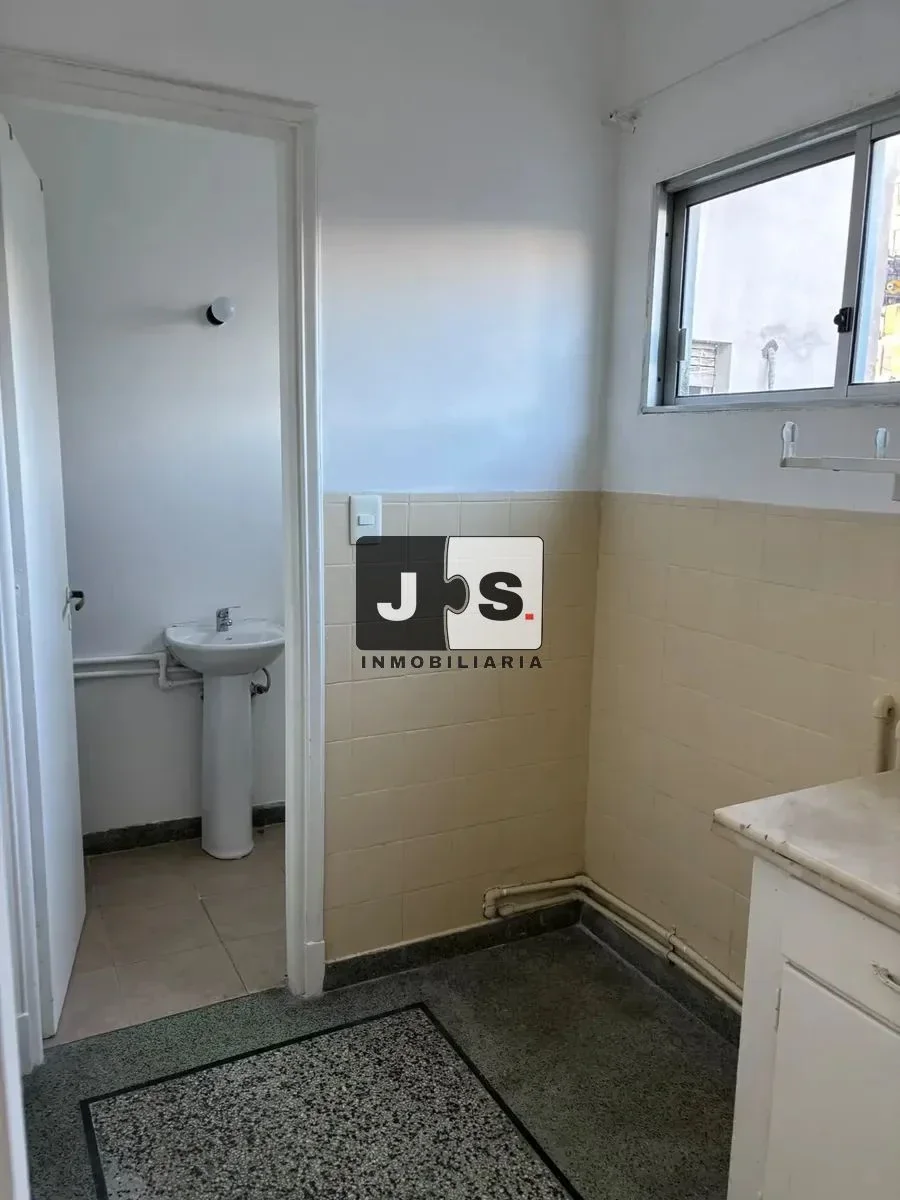 Alquilo Apartamento 2 dormitorios Cordón - Imagen 5