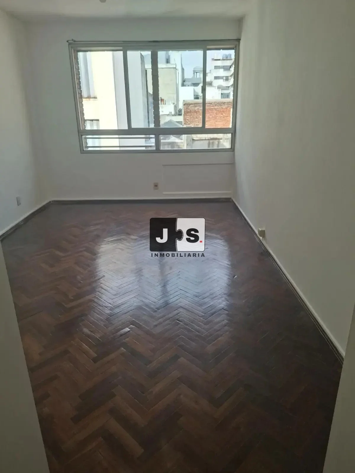 Alquiler apartamento un dormitorio en Ciudad vieja con cochera - Imagen 3
