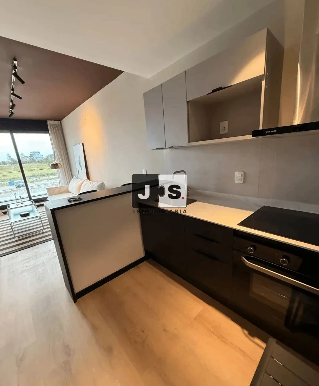 Apartamento en alquiler en Parque Miramar - Imagen 1