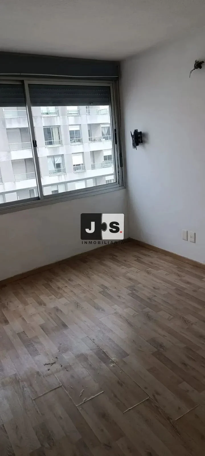 Apartamento en alquiler en Tres Cruces - Imagen 4