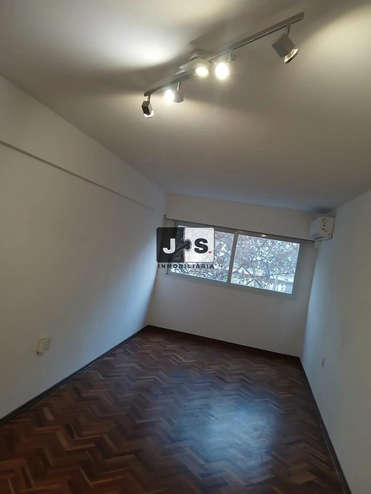 Alquilo Apartamento 1 dormitorio Centro - Imagen 5