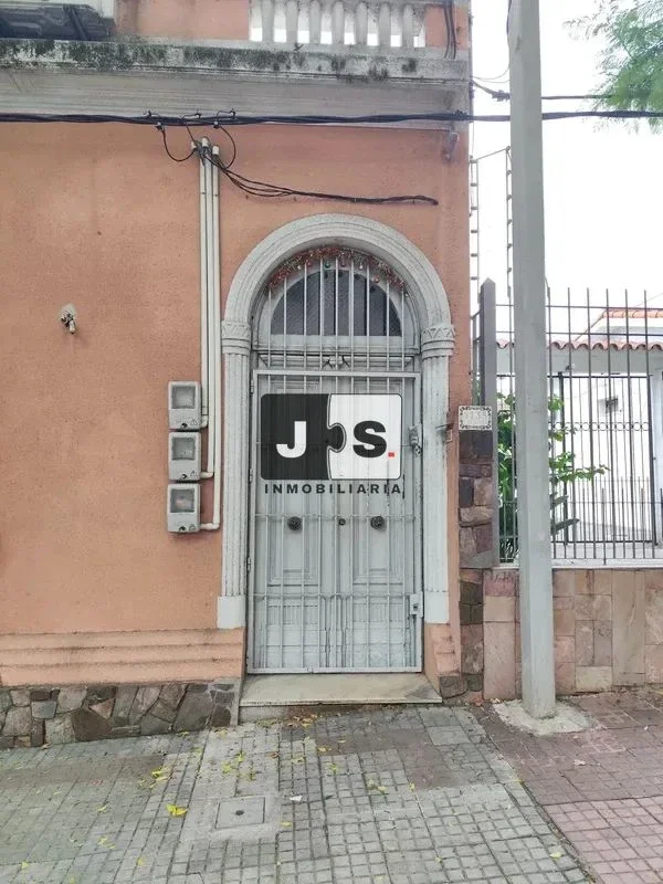 Alquilo apartamento dos dormitorios en Paso Molino - Imagen 1